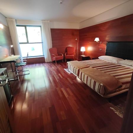 Kyomu Resort Velilla del Rio Carrion Bagian luar foto